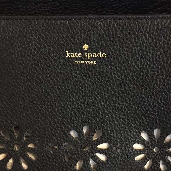 Kate Spade Clare pocketbook- NWT- Black - Picture 3 of 5